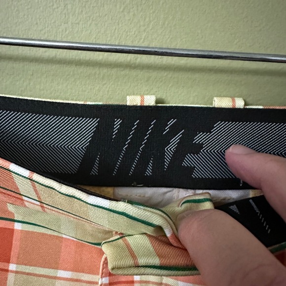 Nike Dri-FIT Flex Golf Shorts Mens Standard Fit Plaid Orange‎ Green Size 32 - Picture 3 of 9